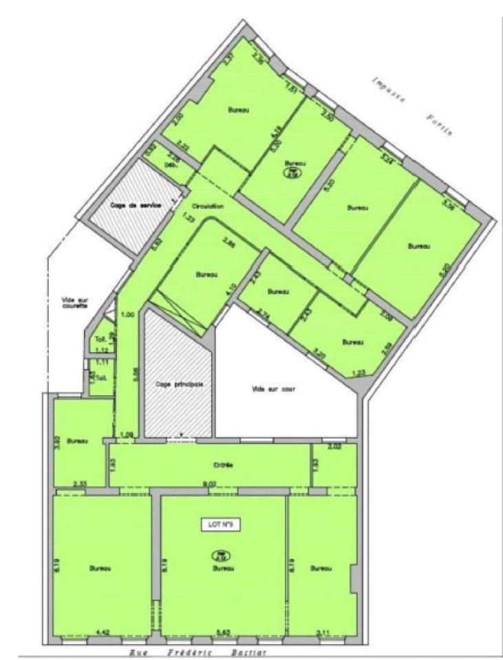 241 m² pour ce bureaux en location à Paris
