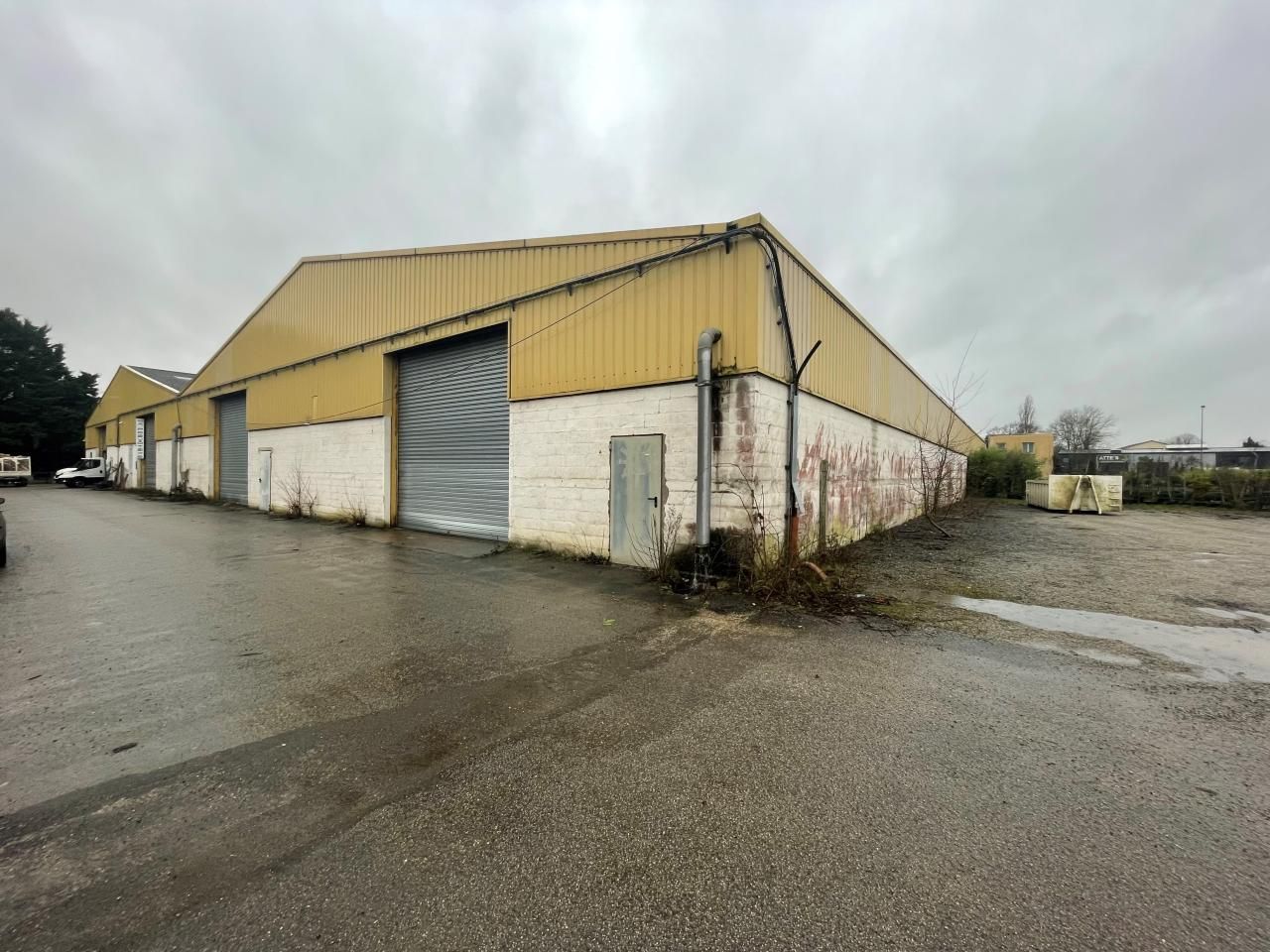 Location Activité 521 m² non divisibles 78550 Houdan