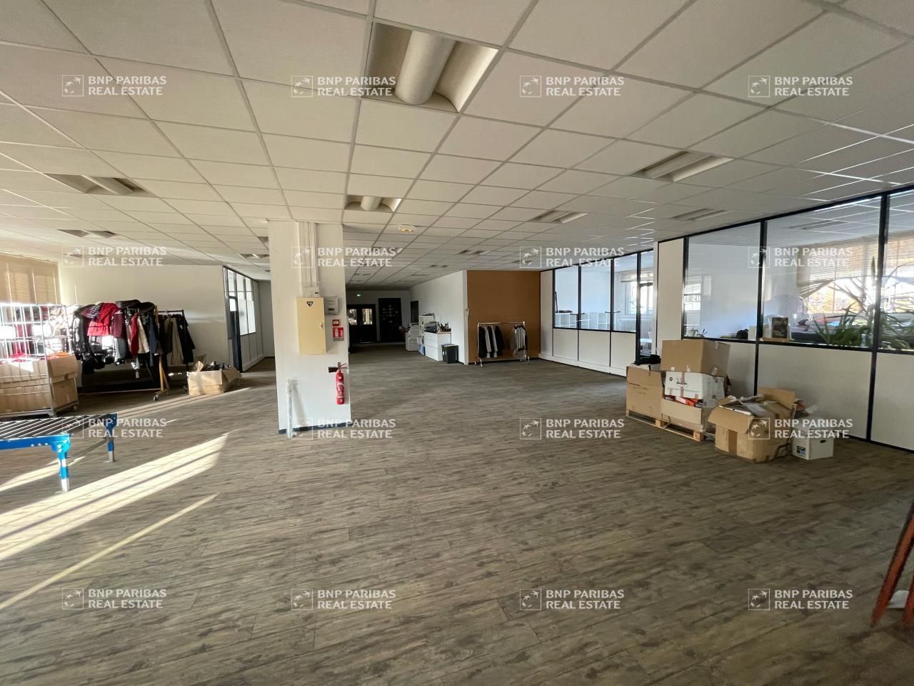 Location Bureaux 430 m² divisibles 73200 Albertville