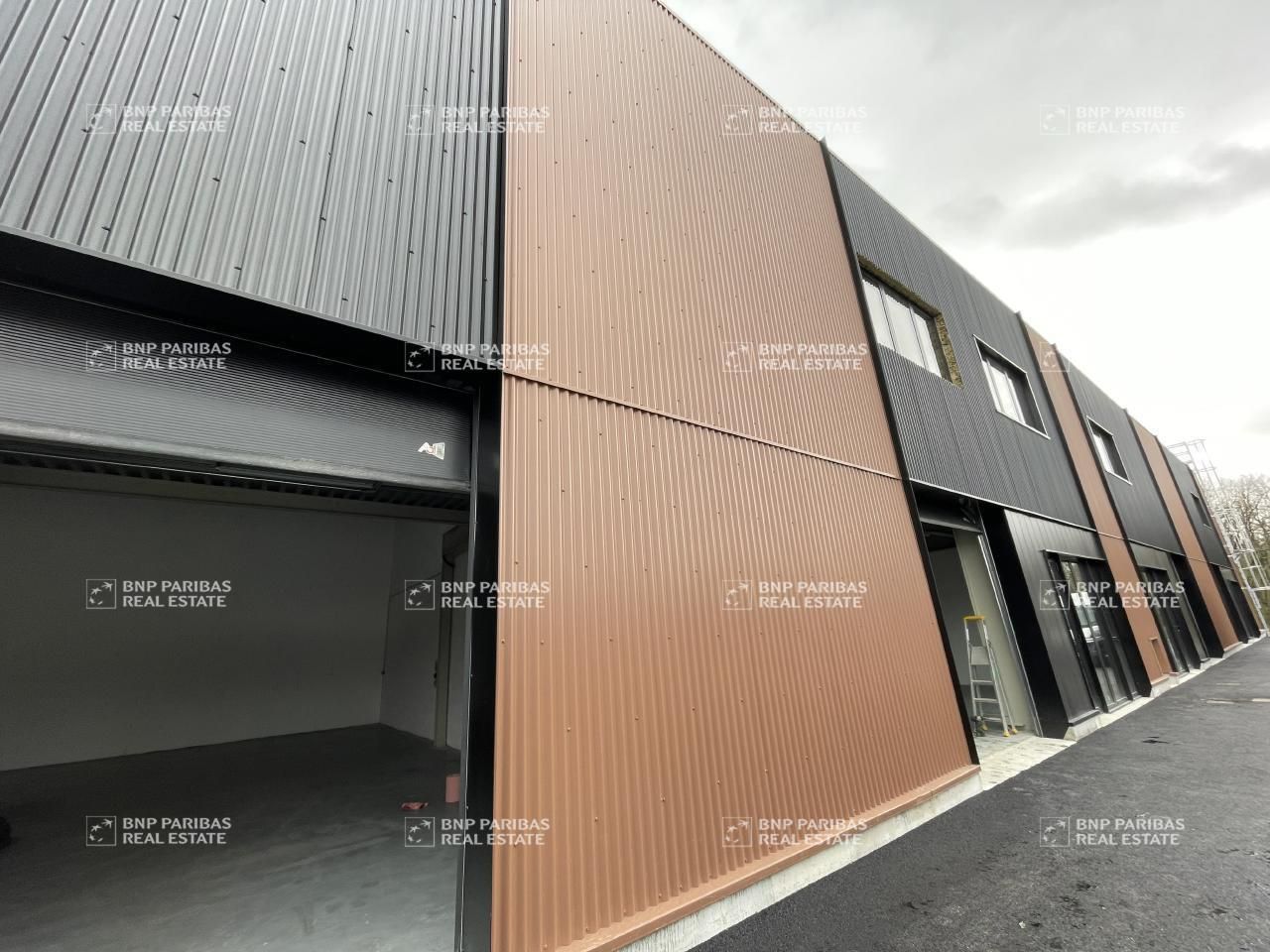 Vente Activité 1021.8 m² non divisibles 44140 Le bignon