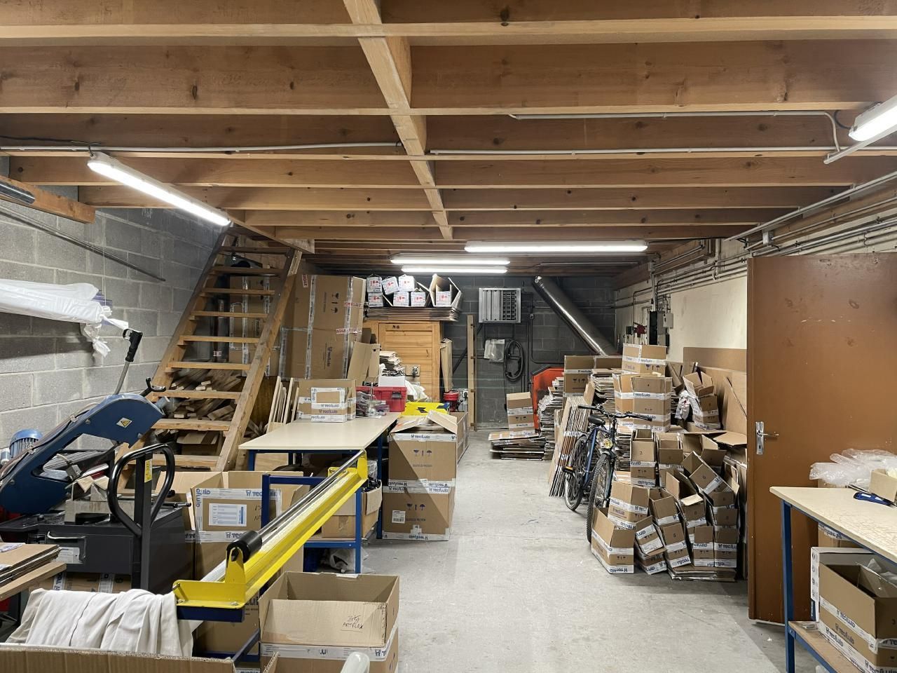 228 m² pour ce pme-pmi en vente à Saint-ouen-l'aumône