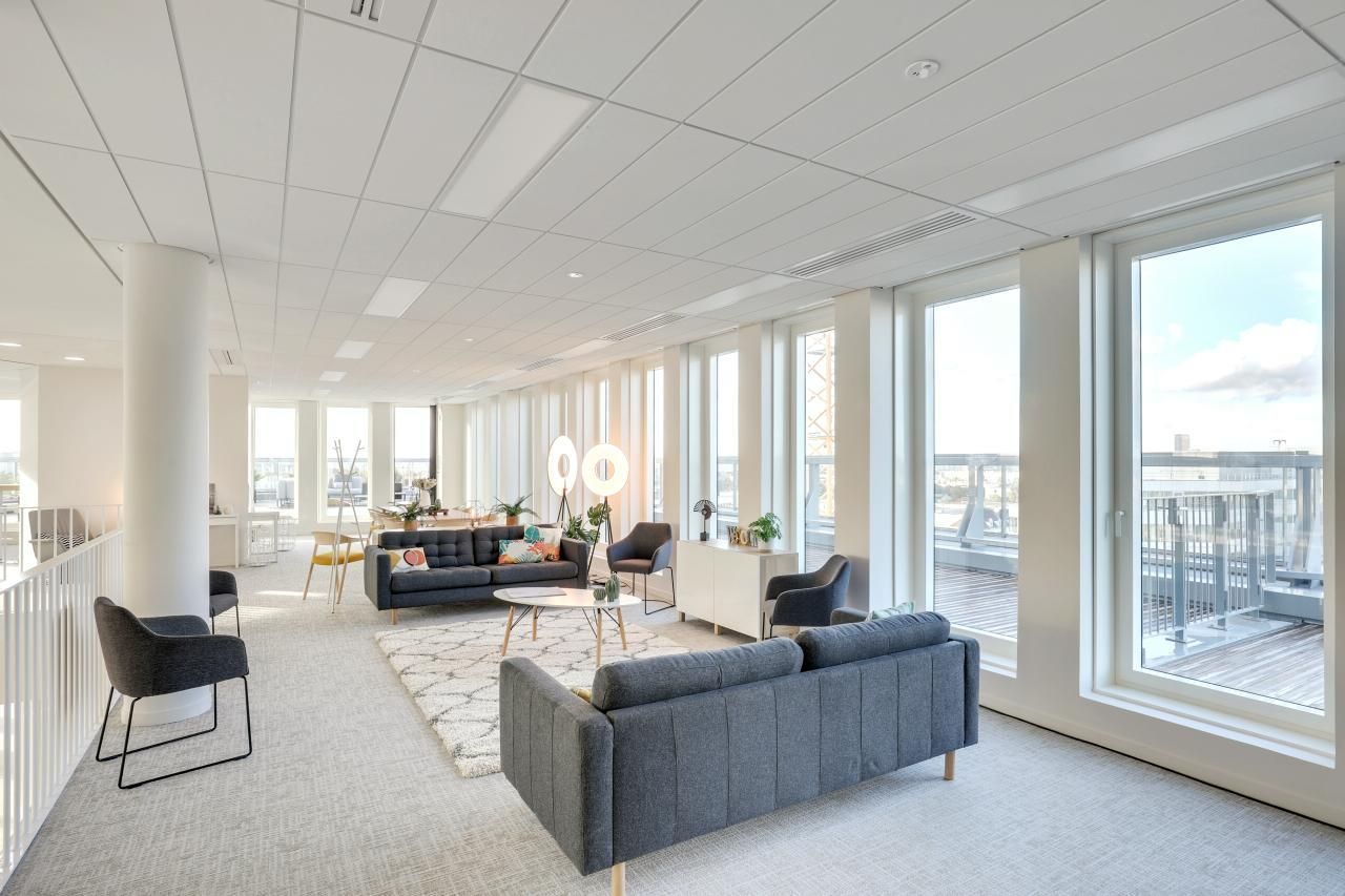 7058 m² pour ce bureaux en location à Bagneux