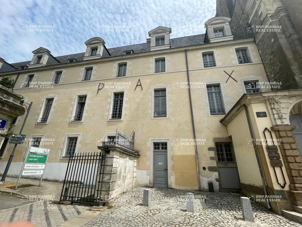 Location Bureaux 320 m² non divisibles 35000 Rennes