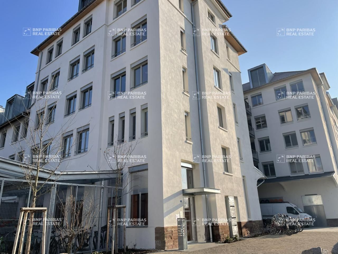 1054.4 m² pour ce bureaux en location à Strasbourg