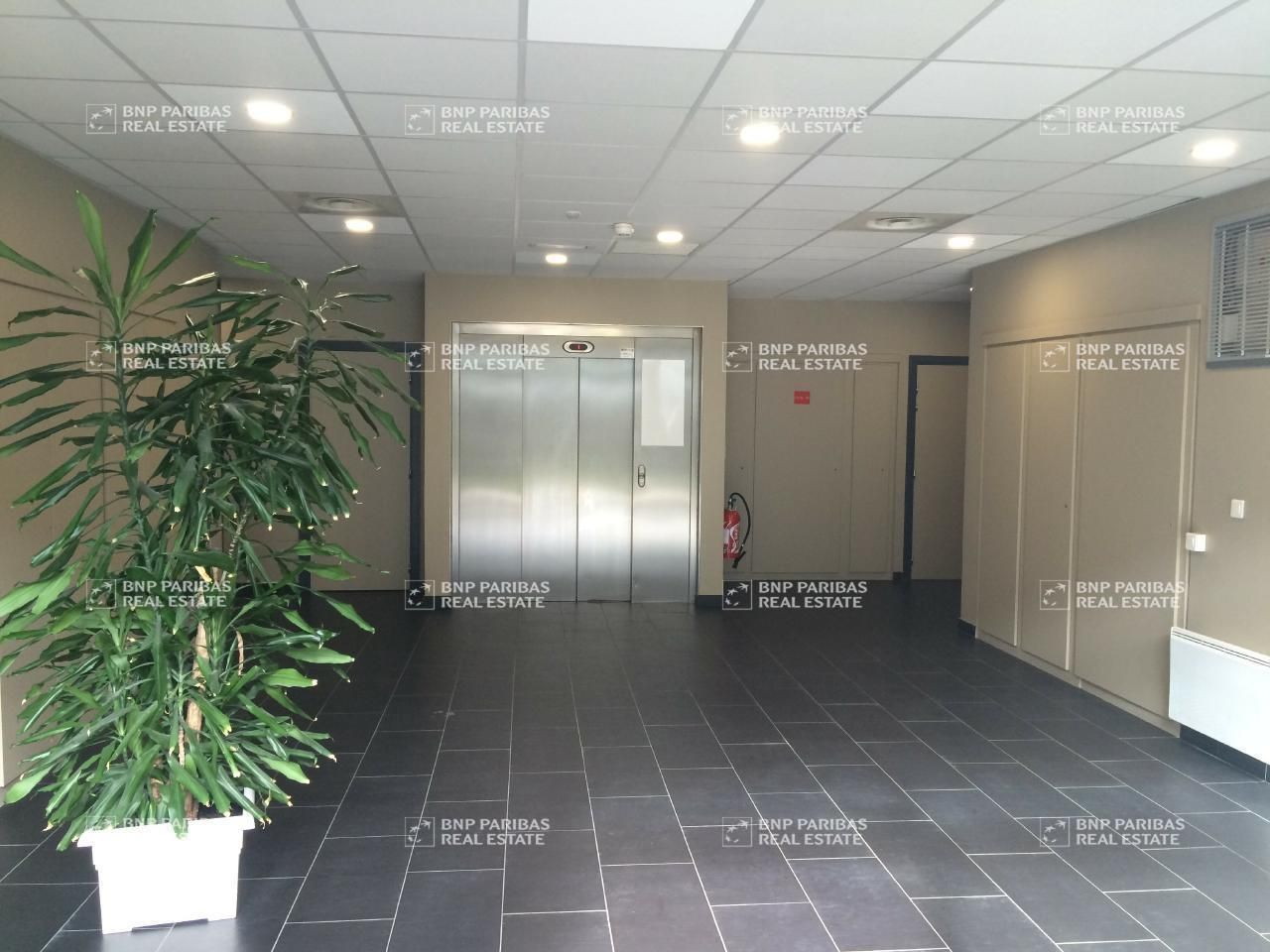 1199 m² pour ce bureaux en location à Saint-herblain