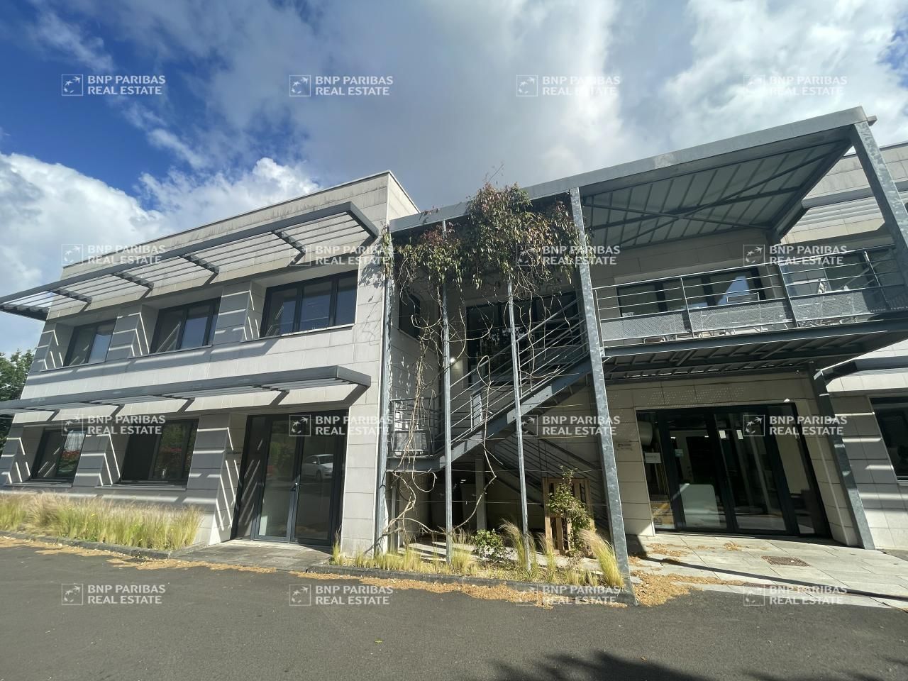 274 m² pour ce bureaux en vente à Cesson-sévigné