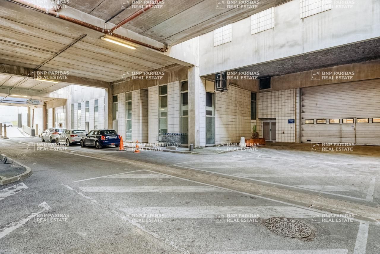 596 m² pour ce pme-pmi en location à Ivry-sur-seine