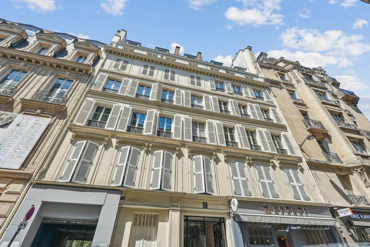 Location Bureaux 406.31 m² non divisibles 75008 Paris