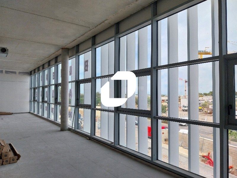 À louer Bureaux neufs Montpellier Sud  À 3 min de