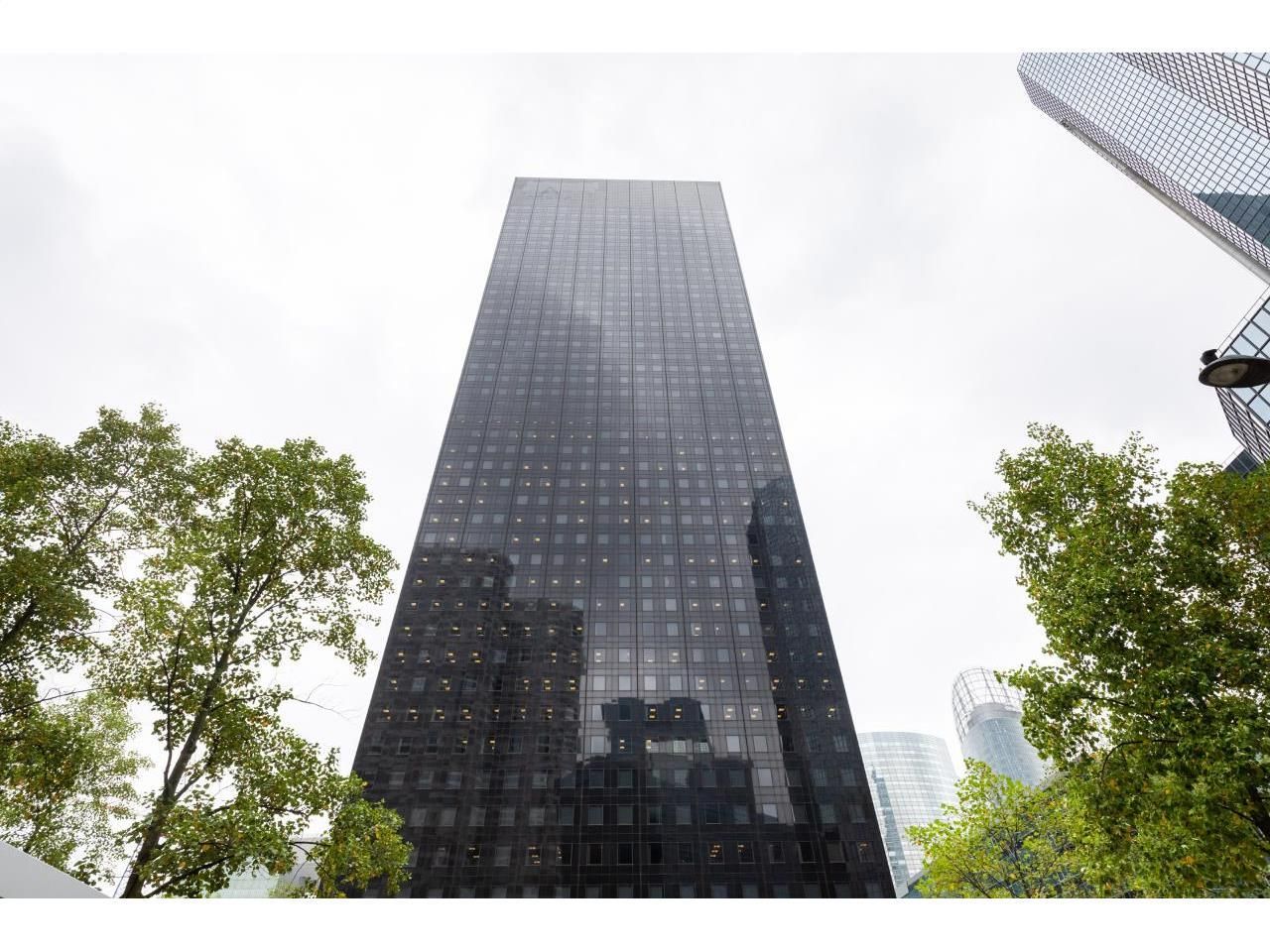 5886 m² pour ce bureaux en location à Courbevoie