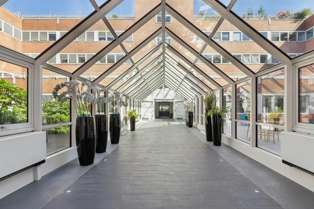 4081 m² pour ce bureaux en location à Rueil-malmaison