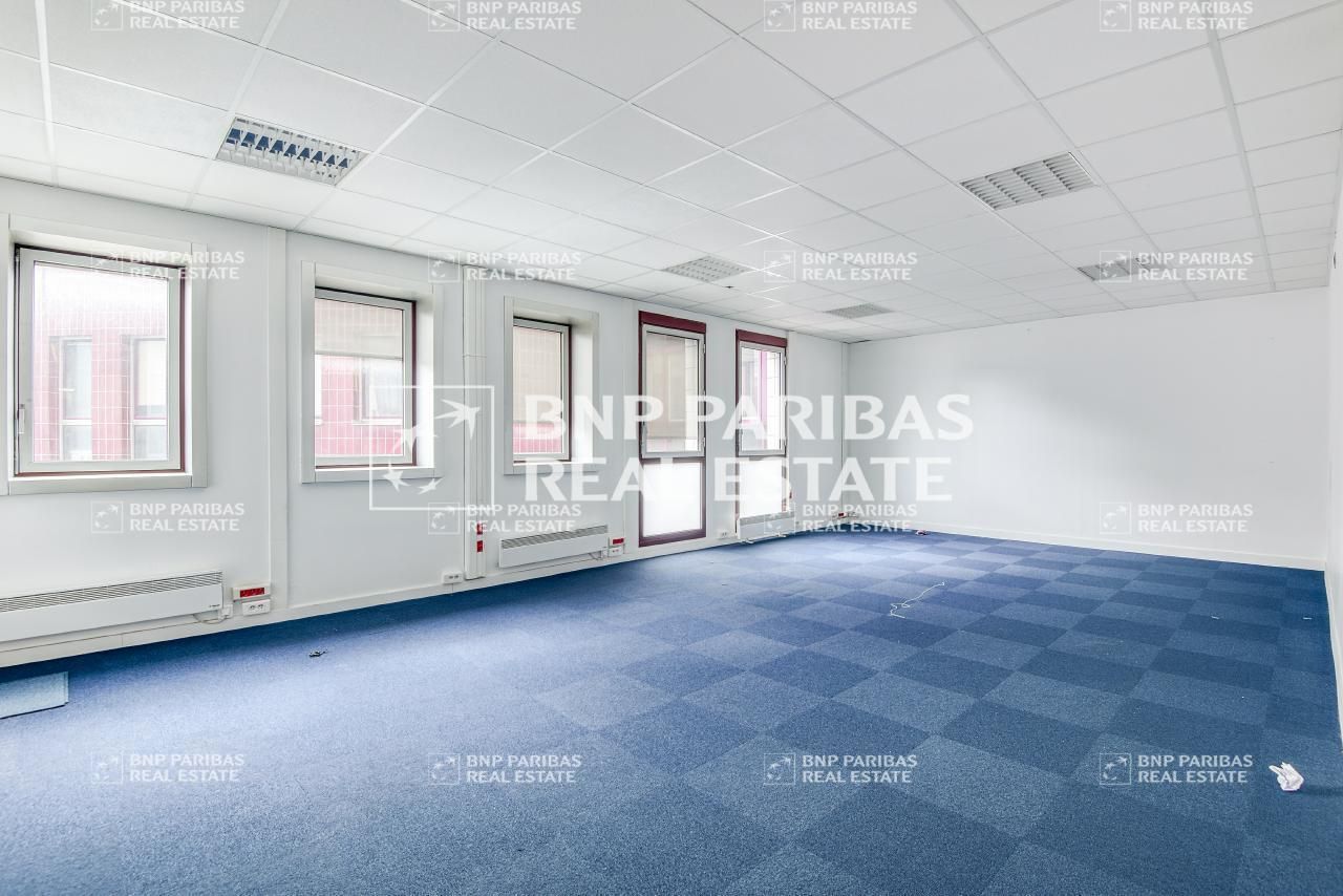 Location Bureaux 1394.7 m² divisibles 78180 Montigny-le-bretonneux