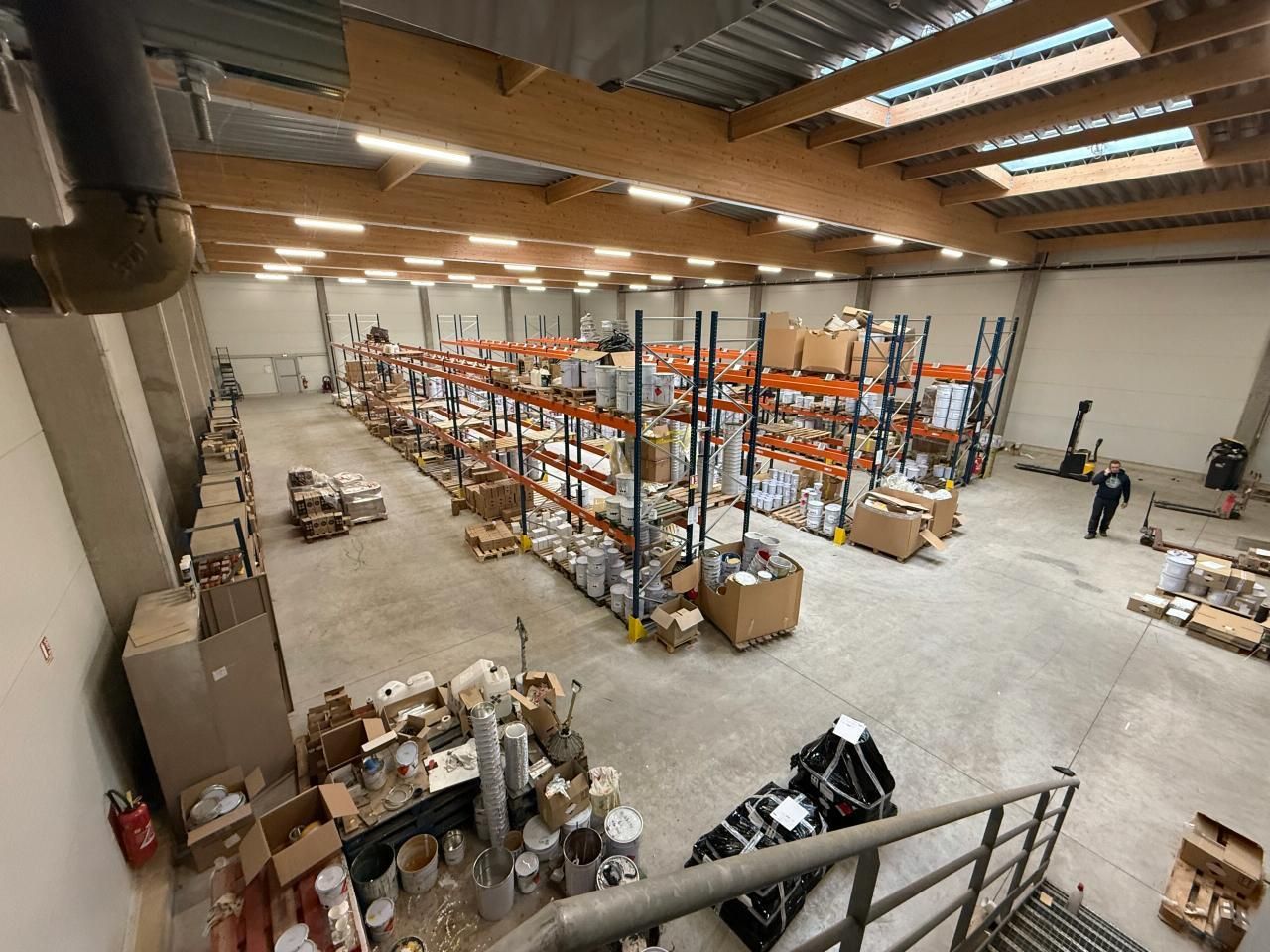 1130 m² pour ce activité en location à Trémery