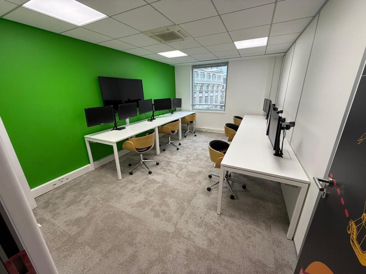 40 m² pour ce bureaux en location à Paris