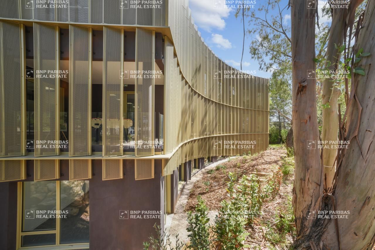 Location Bureaux 1332.99 m² non divisibles 06560 Valbonne