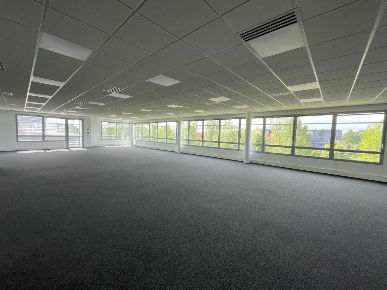 2323 m² pour ce bureaux en vente à Villeneuve-d'ascq