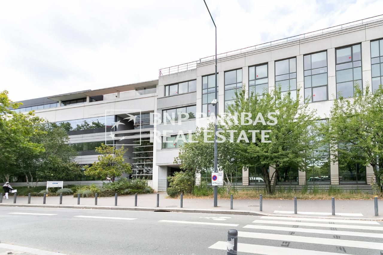 Vente Bureaux 2615 m² divisibles 93210 Saint-denis