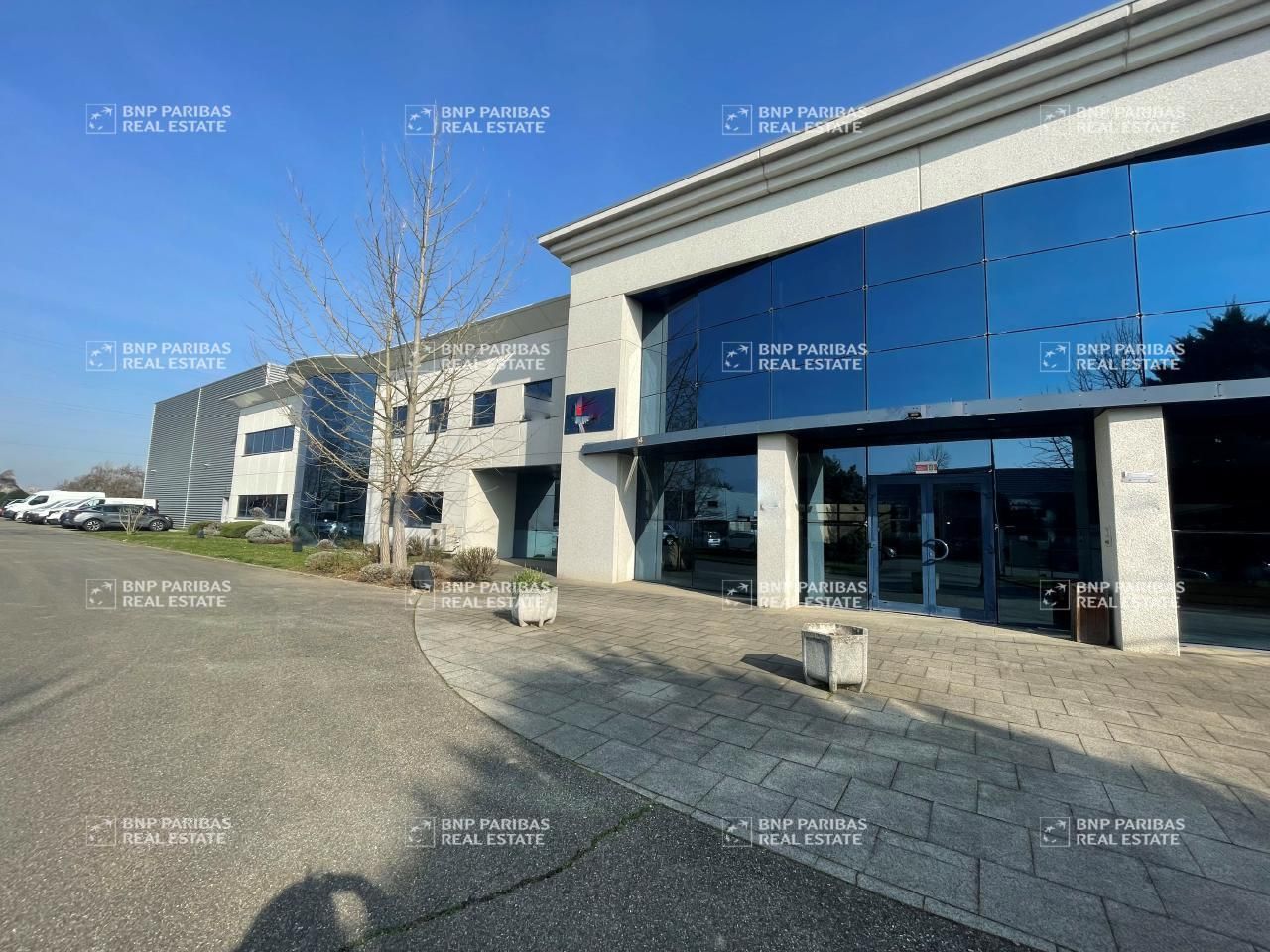 326.73 m² pour ce bureaux en location à Eckbolsheim