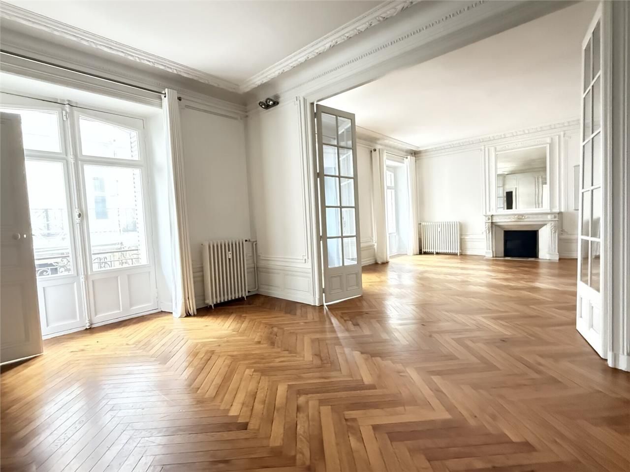 Située au coeur de Nantes, nous vous proposons à 