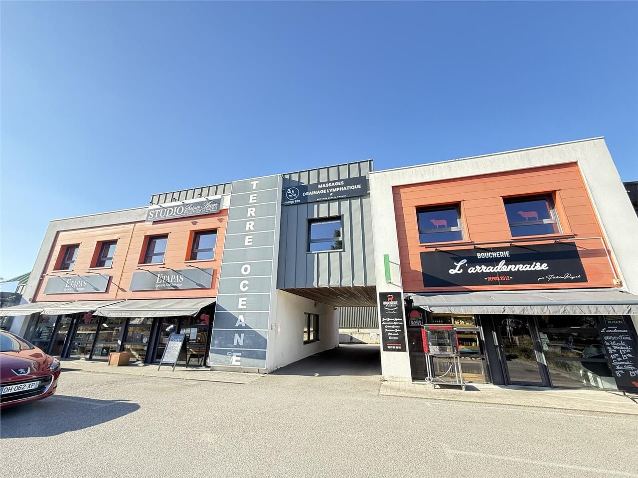 ARNOLD ENTREPRISE propose à la location un espace