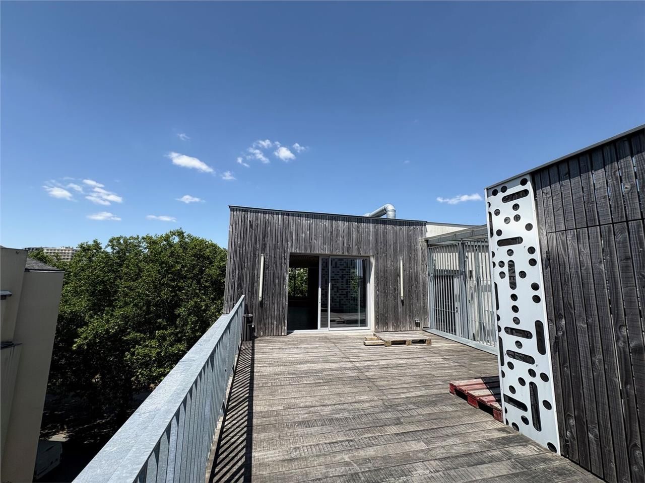 Arnold entreprise vous présente cet espace de bur