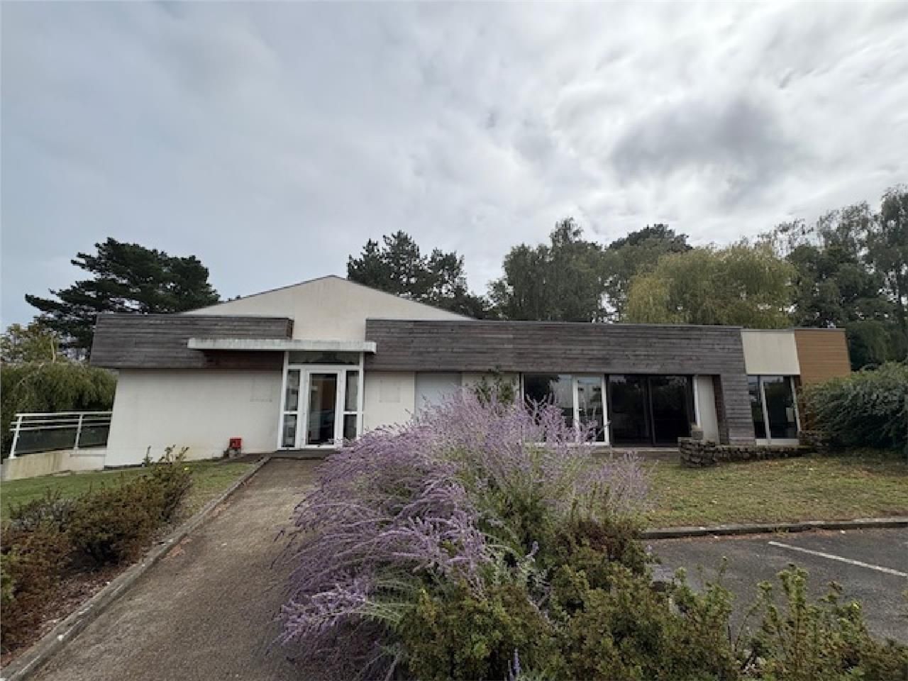 Bureaux de 203 m² non divisibles à Louer à VERTOU