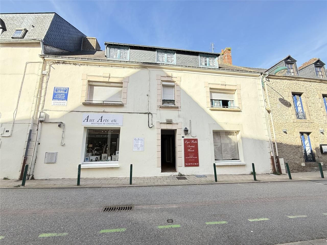 En plein coeur de Sarzeau, nous vous proposons à 