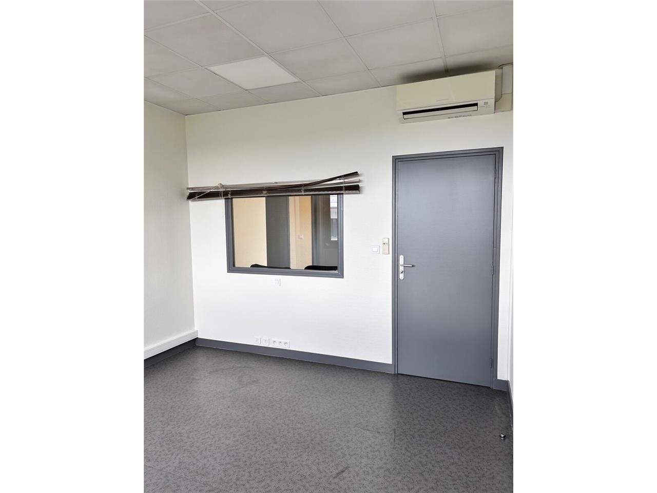 Au coeur du pole technelys, Situés au 1er étage d