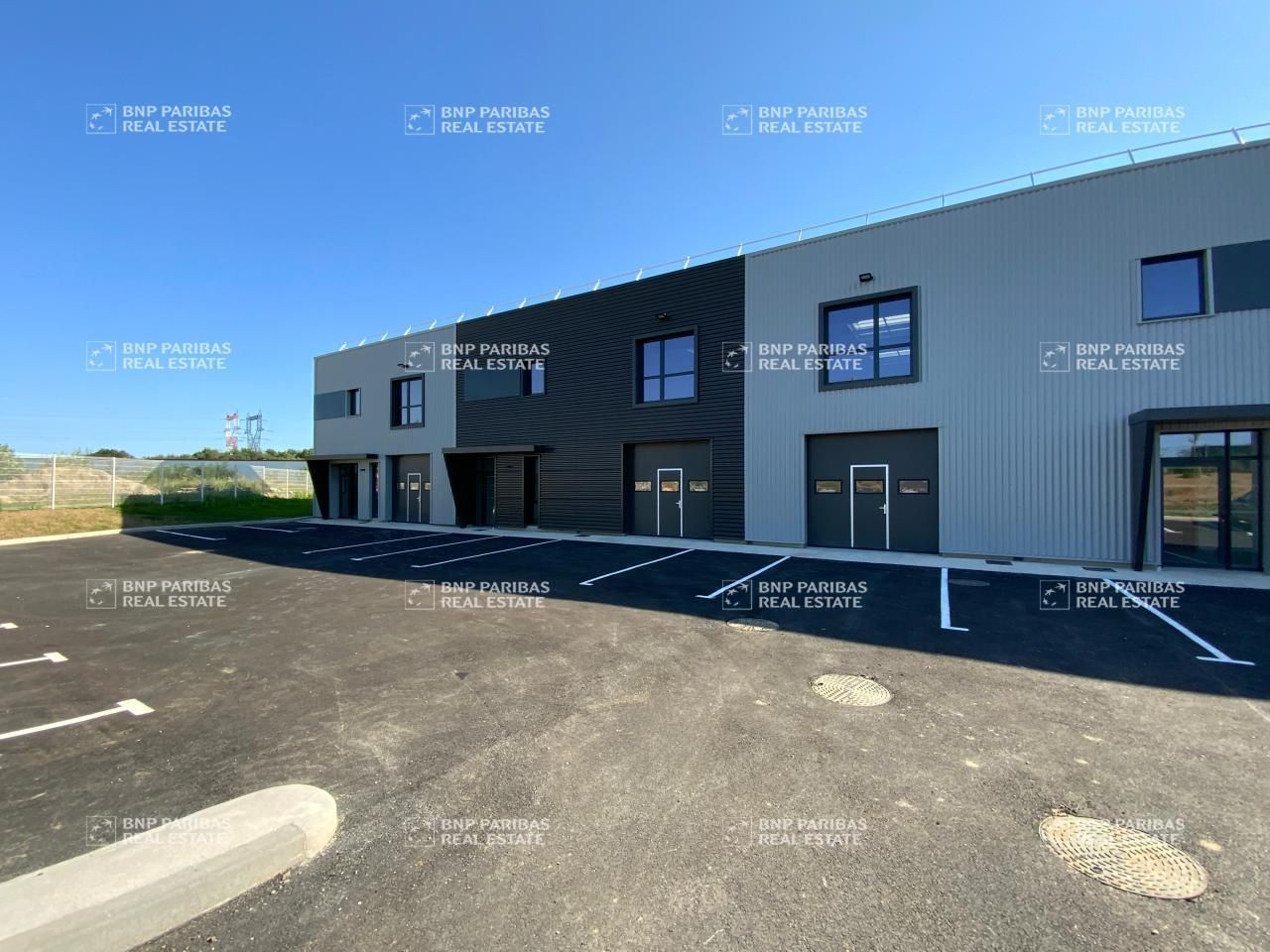 176 m² pour ce activité en location à Saint-quentin-fallavier