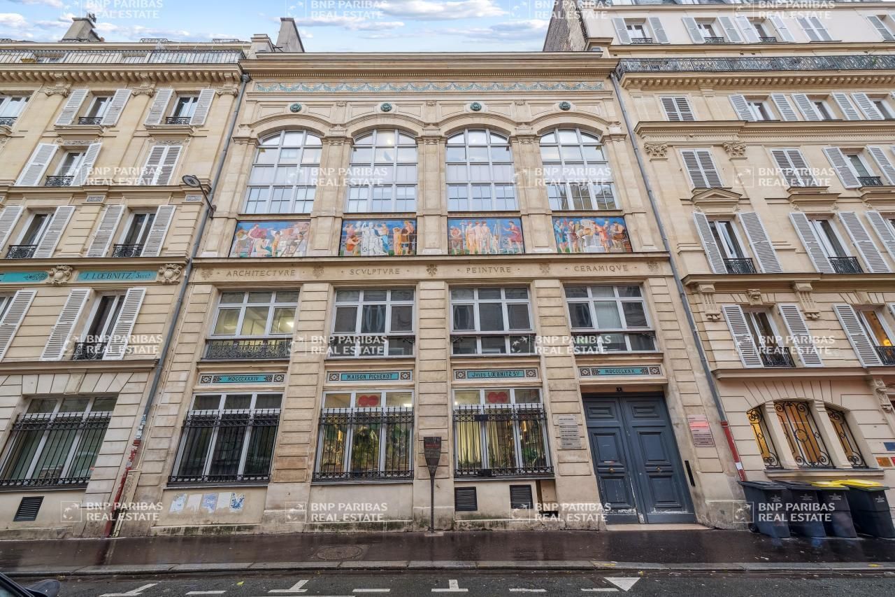 Location Bureaux 130 m² non divisibles 75011 Paris