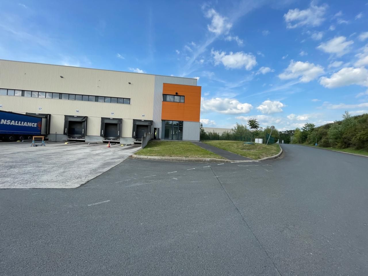 Location Entrepôts classe A 42060 m² non divisibles 62820 Libercourt