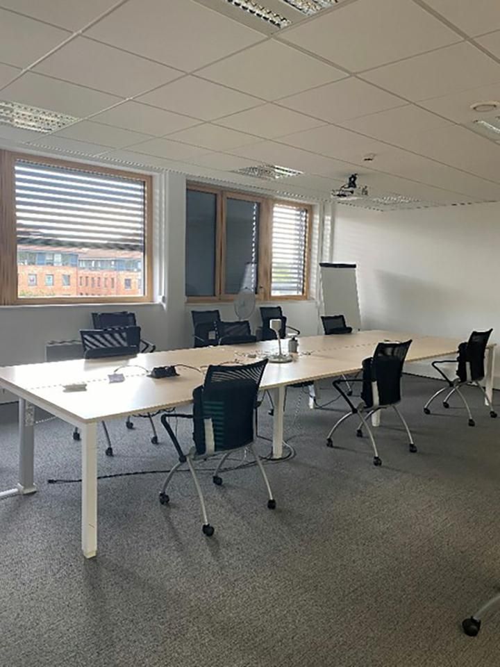 350 m² pour ce bureaux en location à Wasquehal