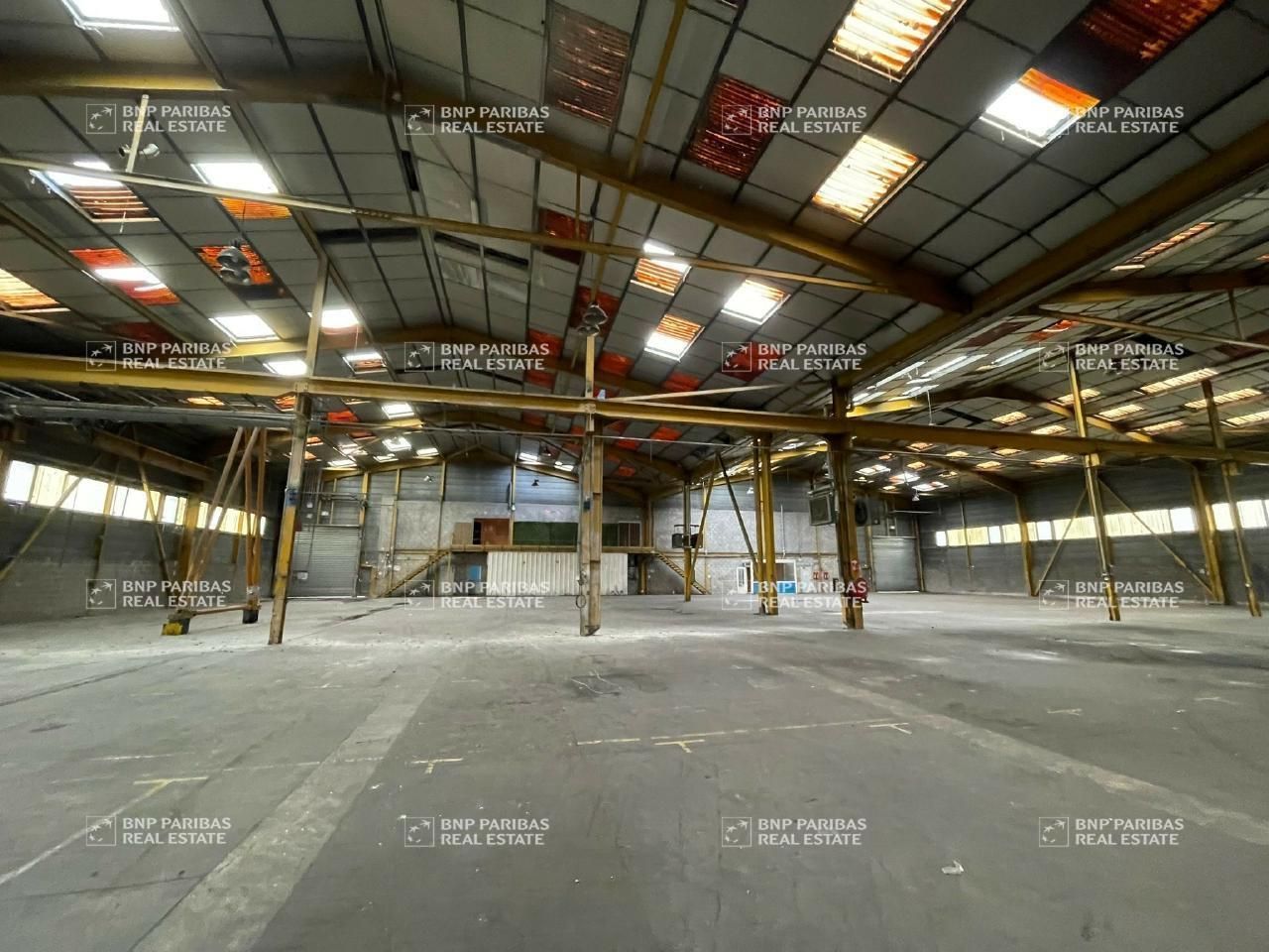 Location Activité 6500 m² non divisibles 59880 Saint-saulve