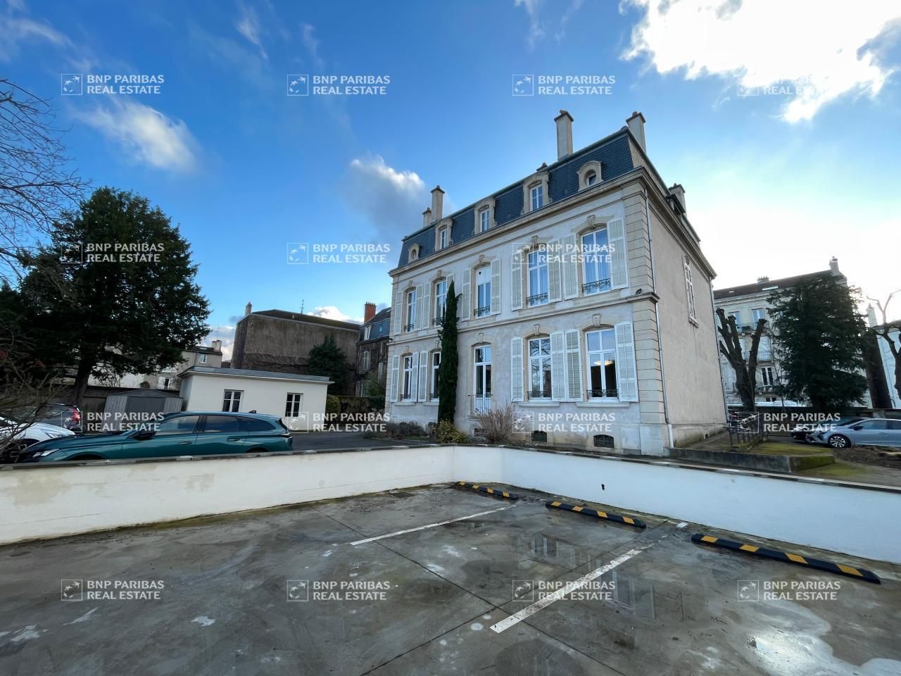 548 m² pour ce bureaux en location à Nancy