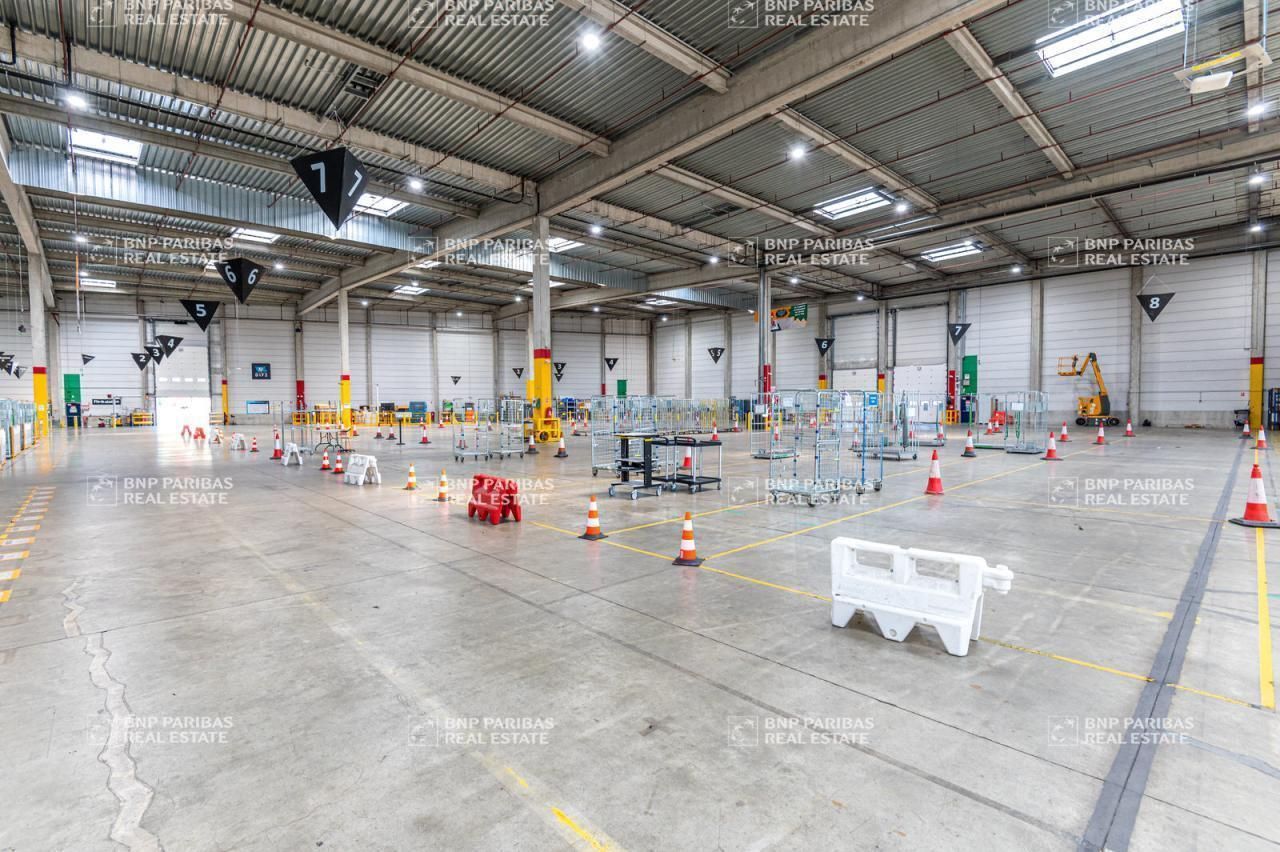 9456 m² pour cetentrepôts classe a en location à Bonneuil-sur-marne