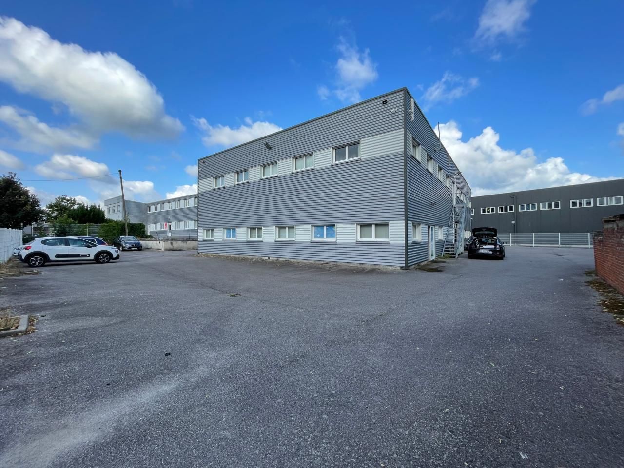 Location Activité 275 m² non divisibles 76140 Le petit-quevilly