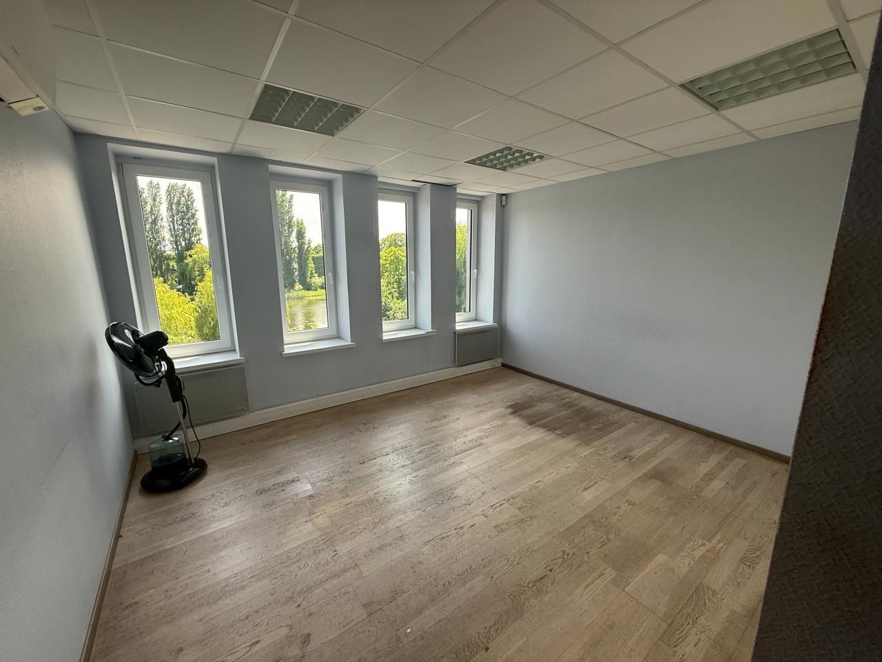 279 m² pour ce bureaux en location à Woippy