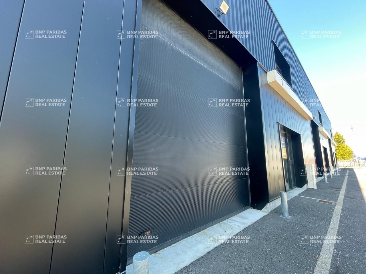 188 m² pour ce activité en location à Chateaubourg