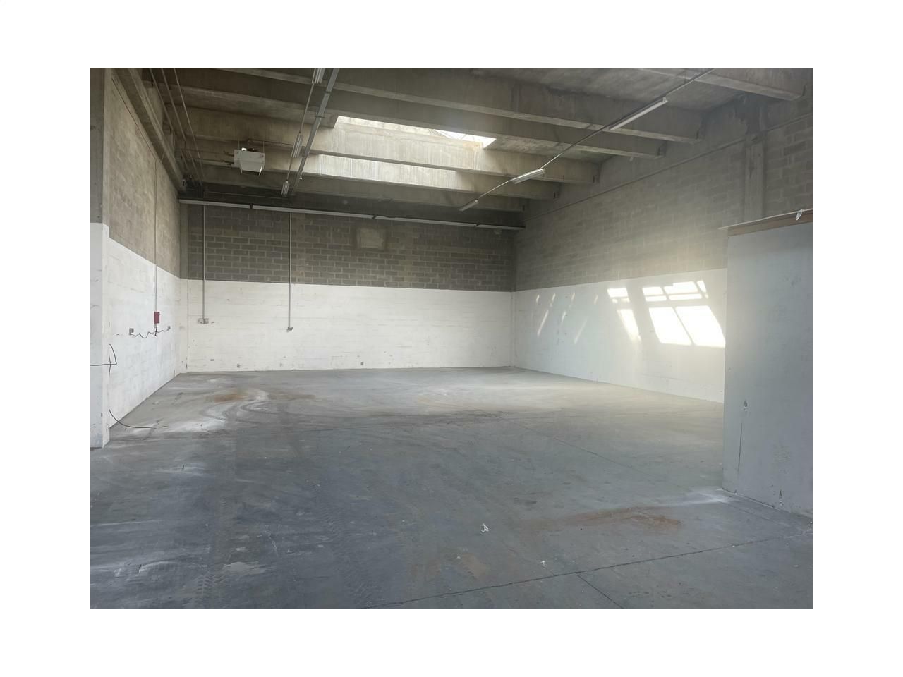 646 m² pour ce pme-pmi en location à Aulnay-sous-bois