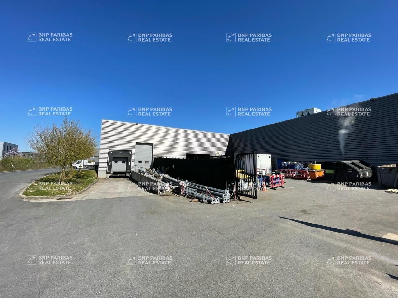 2259 m² pour ce activité en location à Lesquin