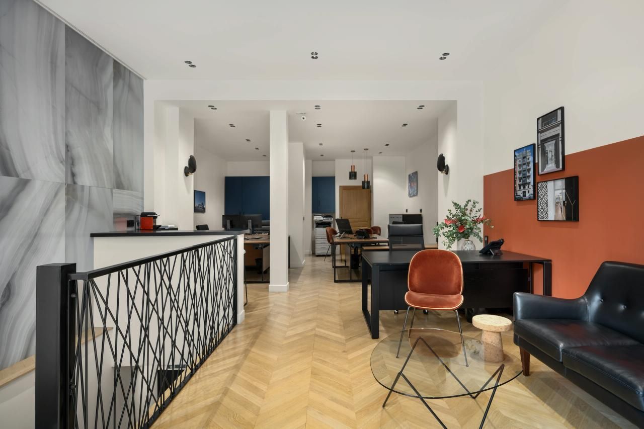 75.6 m² pour ce bureaux en location à Levallois perret