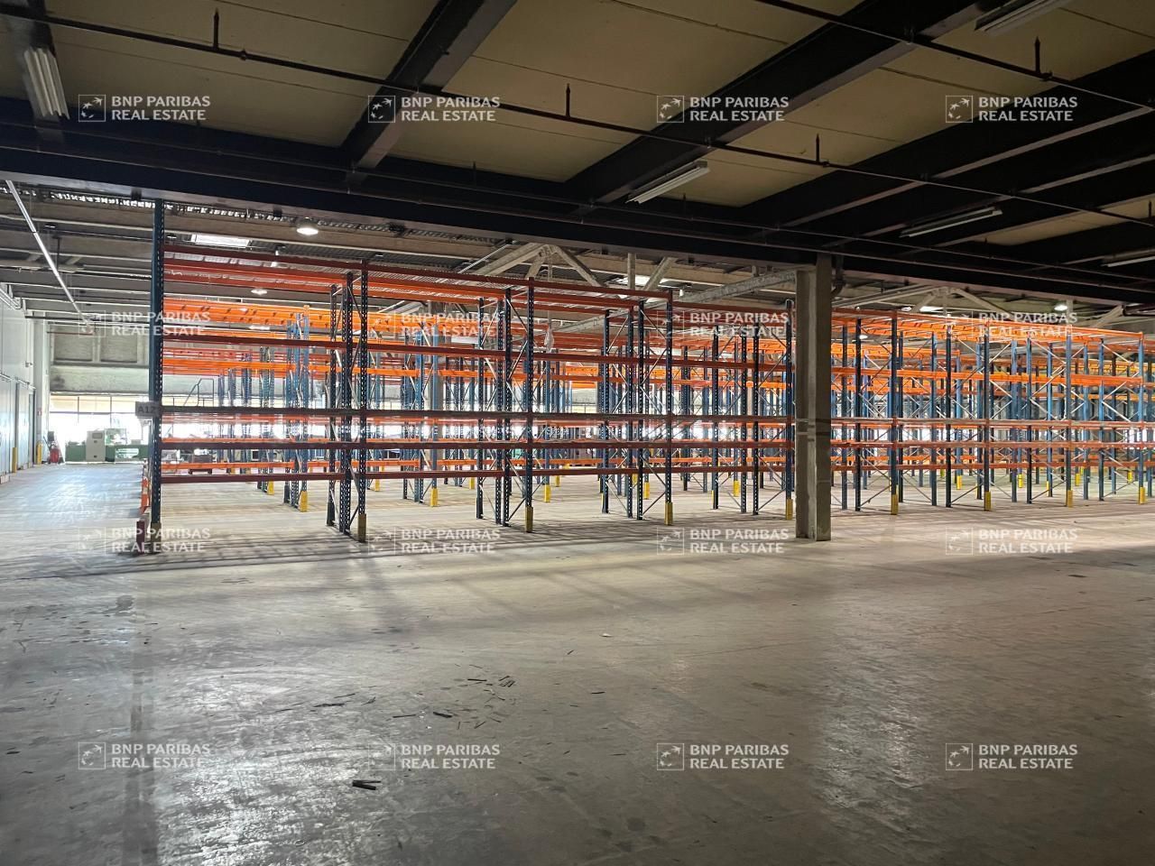 5266 m² pour cetentrepôts classe c en location à Canéjan