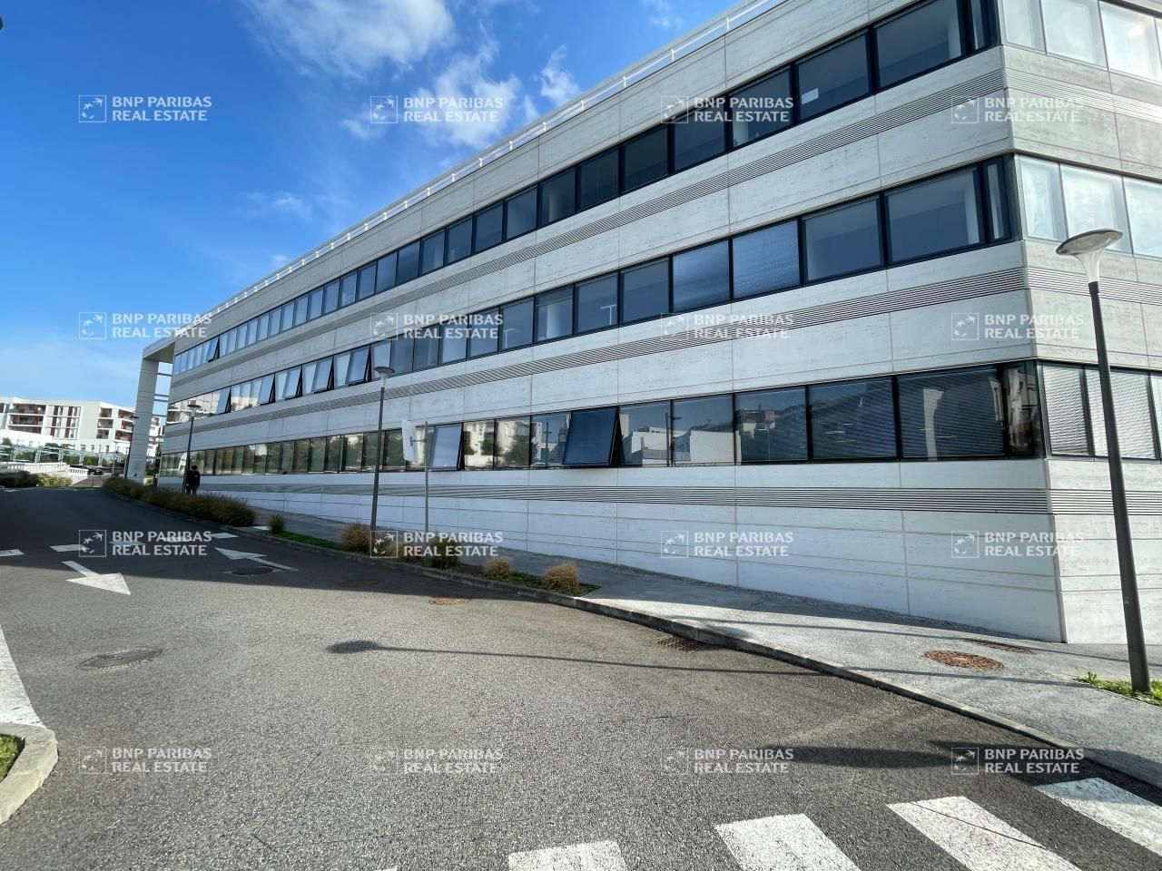 159 m² pour ce bureaux en location à Balma
