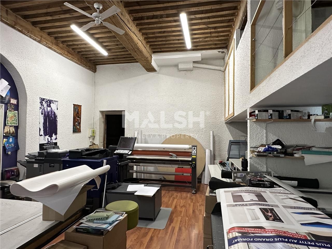 C'est au coeur du quartier commerçant de la Croix