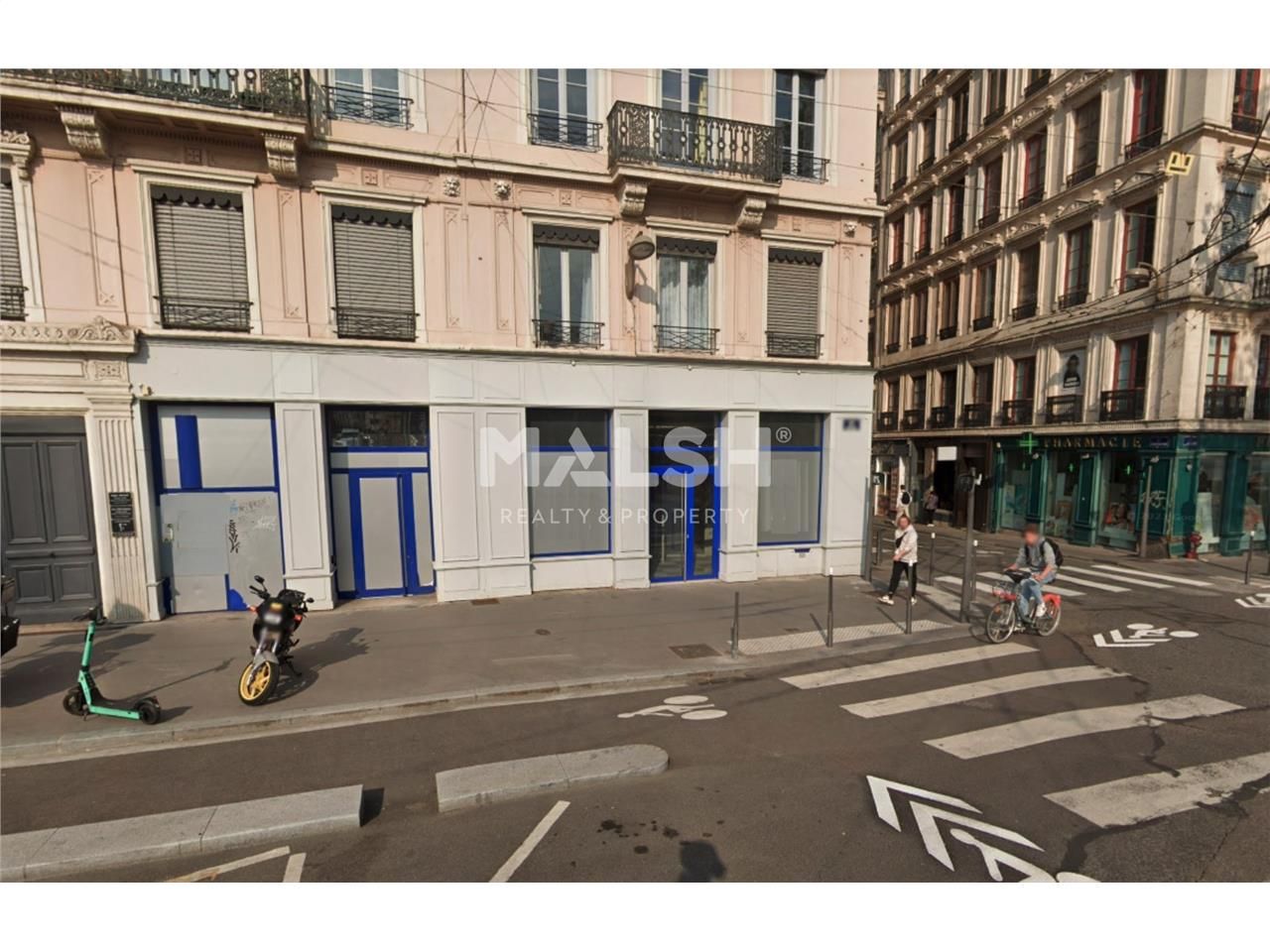 Nous vous proposons à la location, un local comme