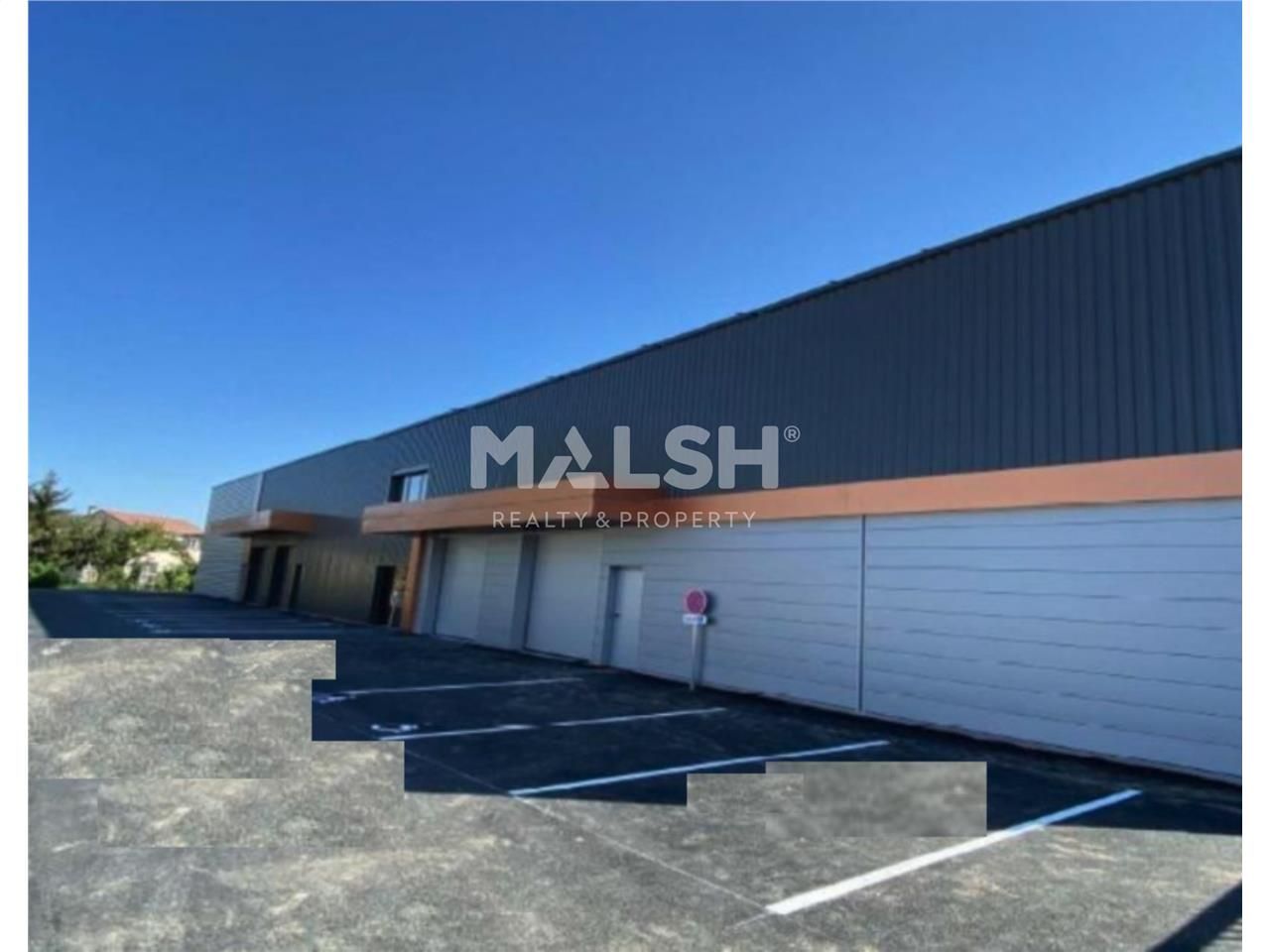 Sur un site clos et sécurisé dans la ZAC d'Epinay