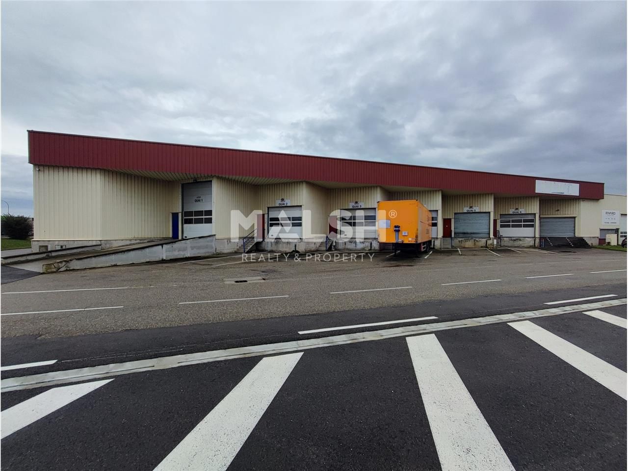 Au sein d'un parc industriel entièrement clos, no