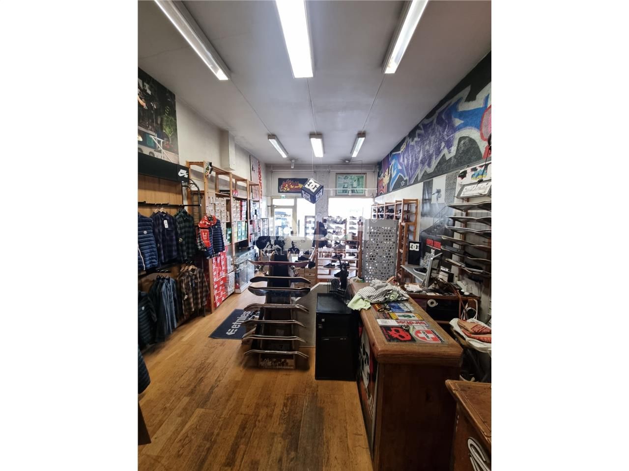 Nous vous proposons un local commercial d'une sur