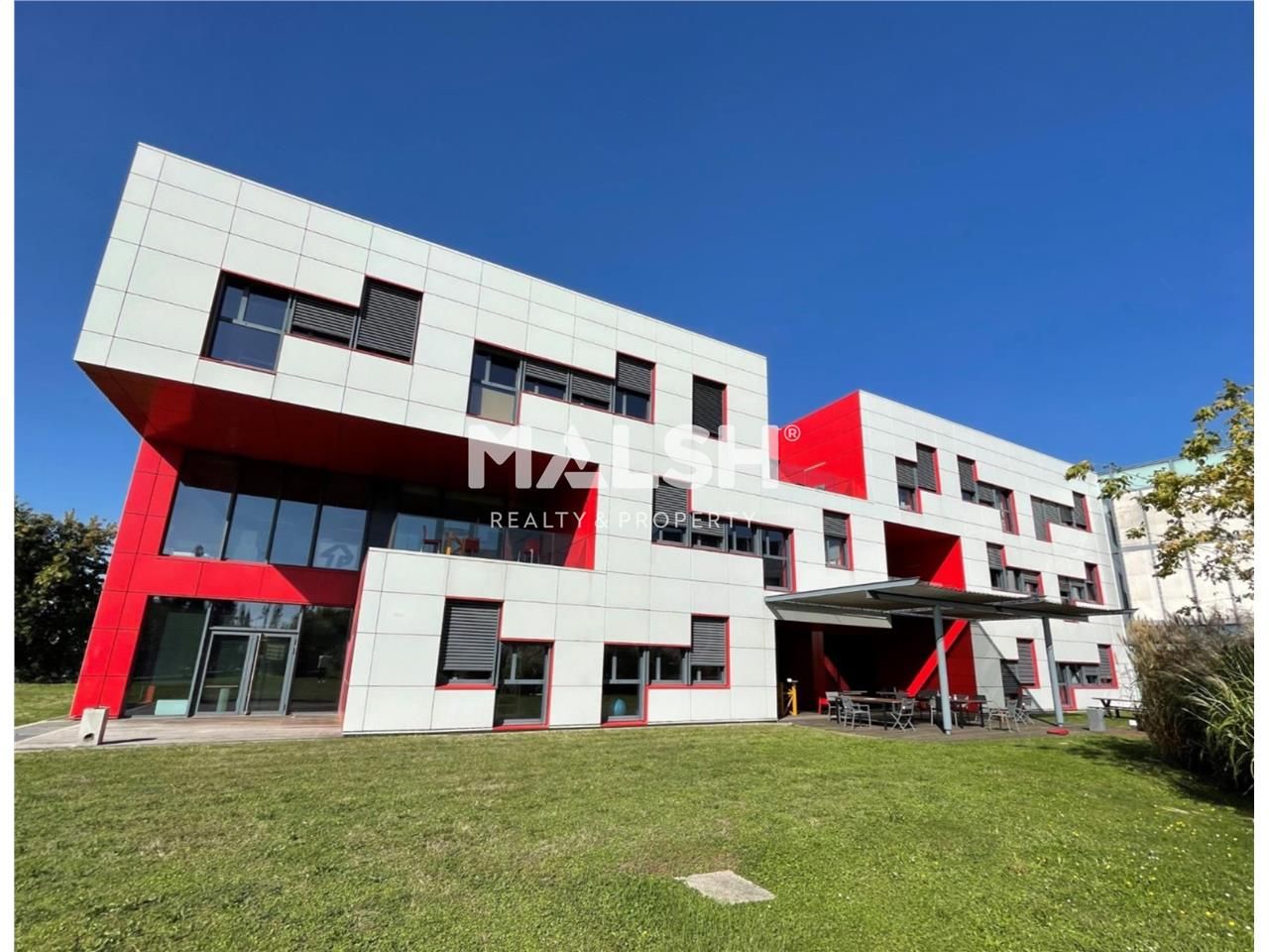 Bureaux à louer à Dardilly dans un immeuble label