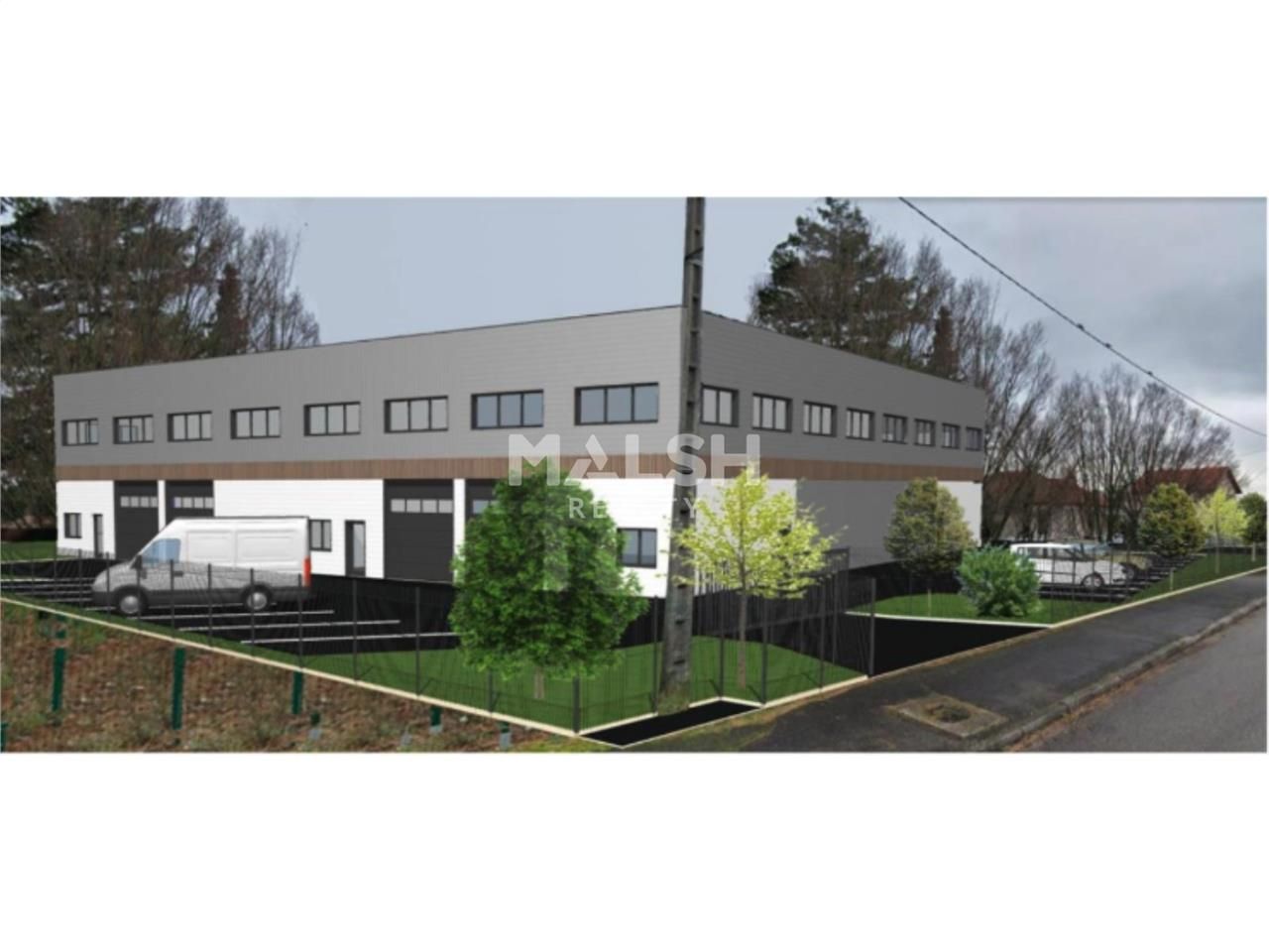 Sur un foncier de 2 978 m², nous vous proposons à